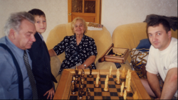 Игорь Александрович с семьей. Шахматный турнир.