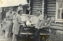 Толстовы в Быньгах, 1972 год.
