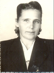 Зоя Елизаровна Комарова