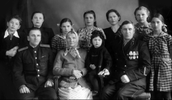 Семья Толстовых 1953 год.