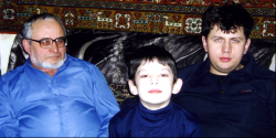Александр Дмитриевич, Егор Дмитриевич и Дмитрий Александрович Екшибаровы. 03.07.2006.