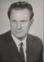 Валентин Васильевич Улитин.