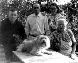 Борис Силантьевич, жена Татьяна Ивановна, сын Сергей, дочь Екатерина.