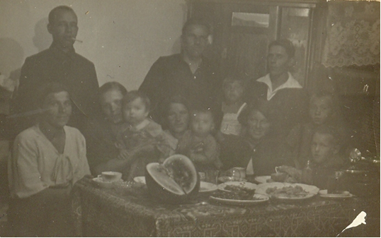 В доме №62 по ул.Уральская.Фотография 23.08.1939 г. 
