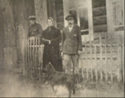 Елизар Емельянович, ул.Уральская д.62, 1933 год.
