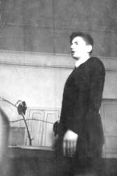 Игорь Александрович в школе — Комсорг, 9 класс