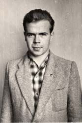 Виктор Милютин — одногруппник Толстова И. А.