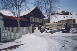 ул. Патракова 4